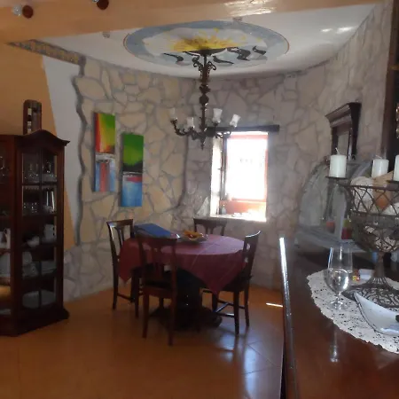 Kula Holiday home *