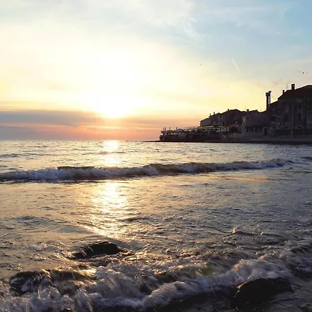 Hébergement de vacances Kula *